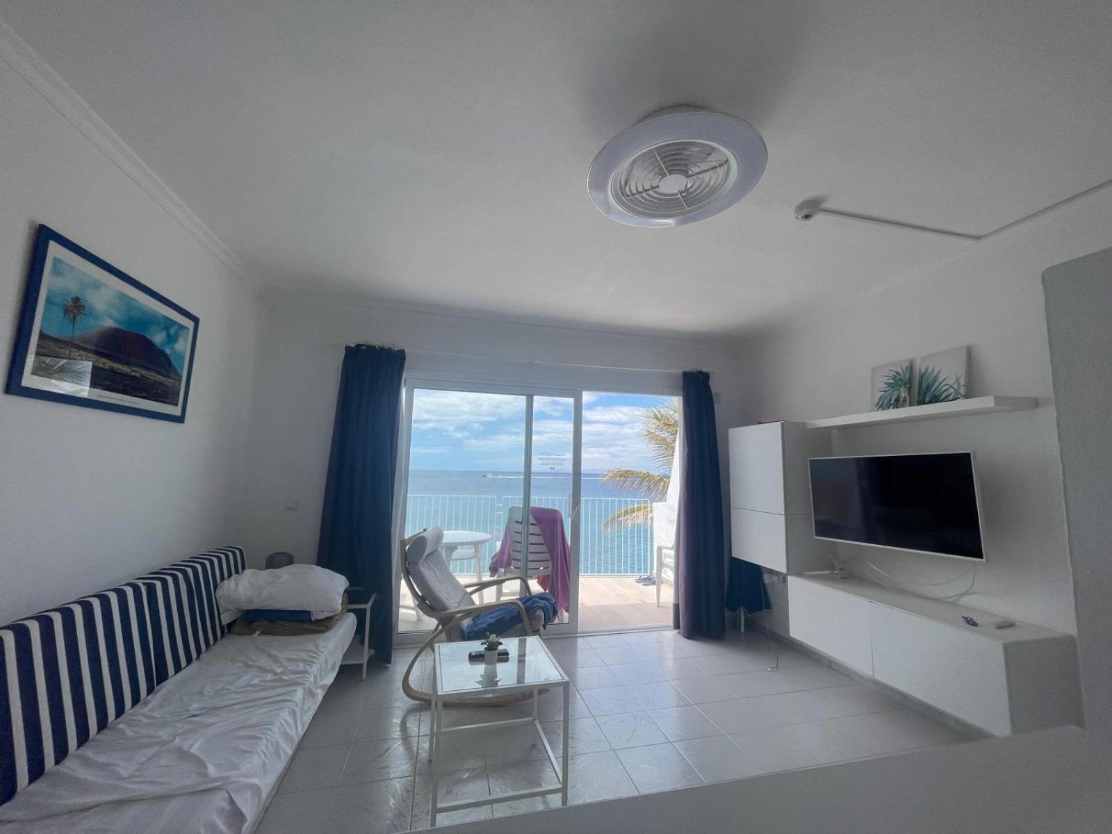 Apartamentos Cabrera Puerto del Carmen  Exterior photo